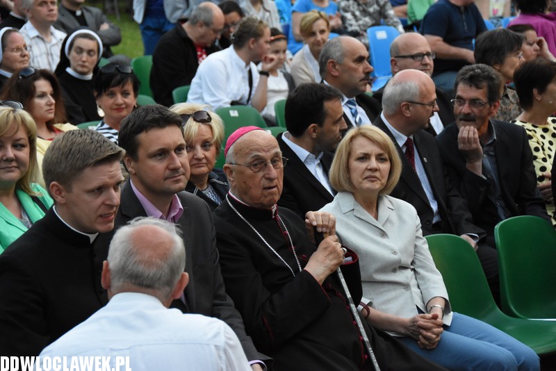 Uwielbienie w parku Sienkiewicza