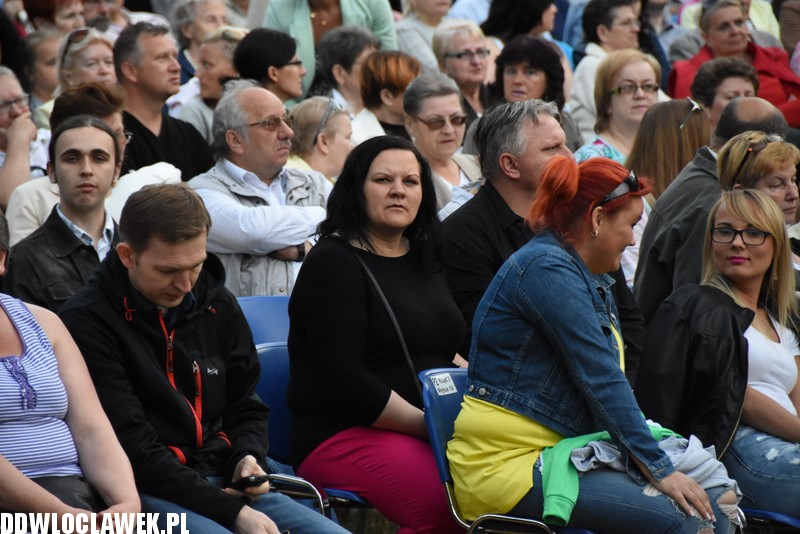 Uwielbienie w parku Sienkiewicza