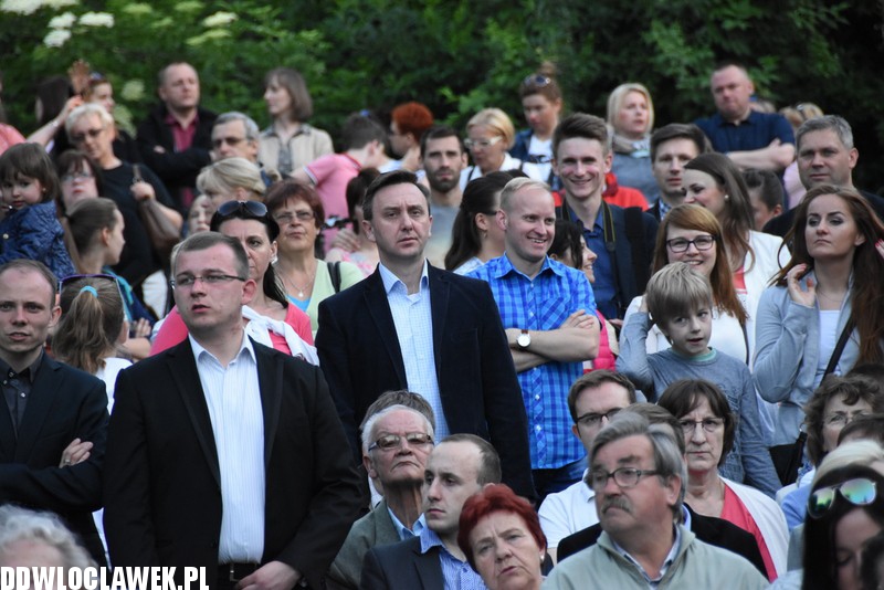 Uwielbienie w parku Sienkiewicza