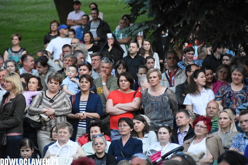 Uwielbienie w parku Sienkiewicza