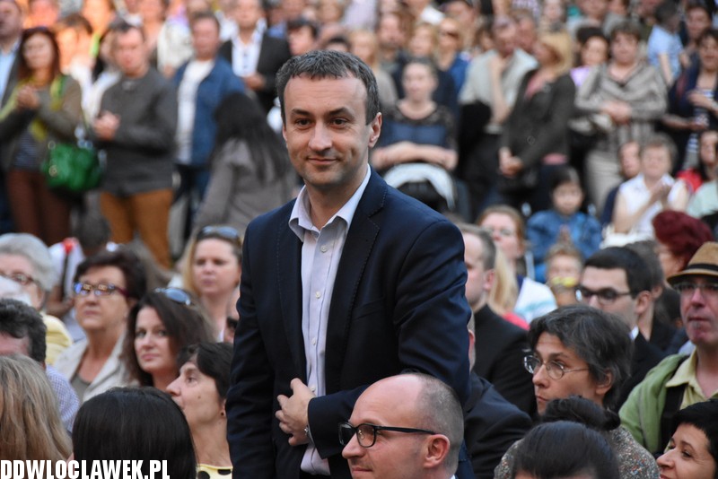 Uwielbienie w parku Sienkiewicza