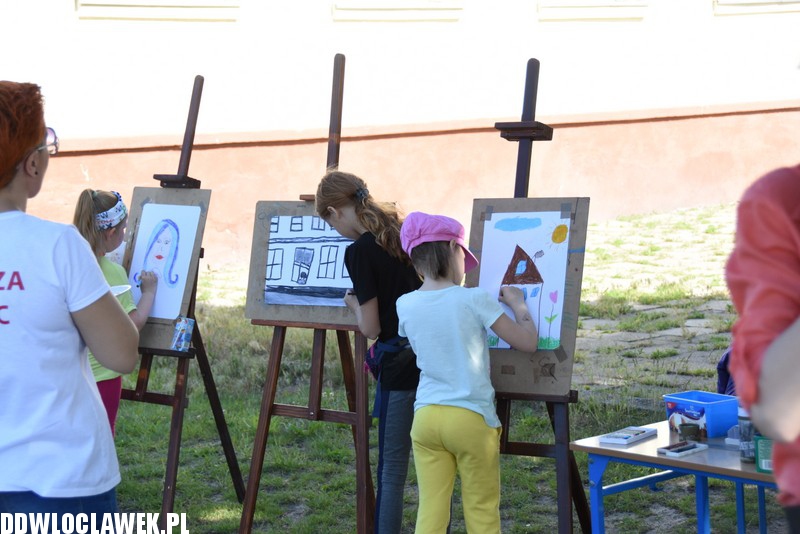 Piknik przy Zespole Szkół numer 11