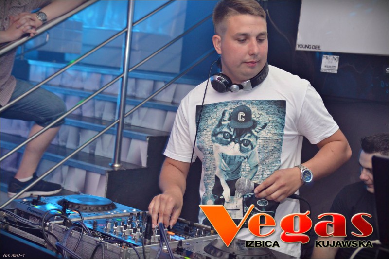 Crouzer & Young Dee w klubie Vegas