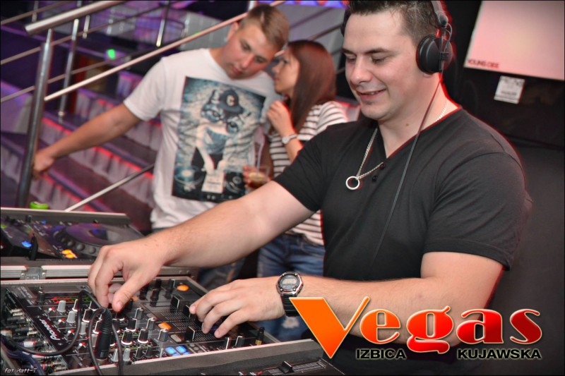 Crouzer & Young Dee w klubie Vegas