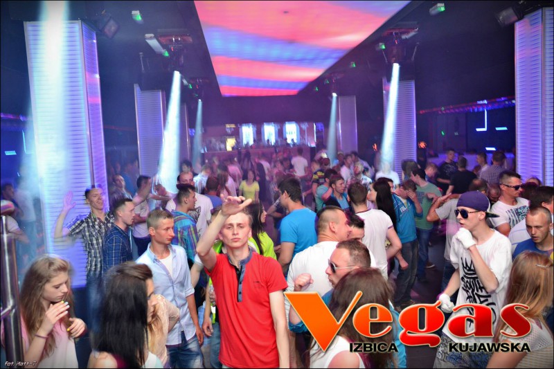 Crouzer & Young Dee w klubie Vegas