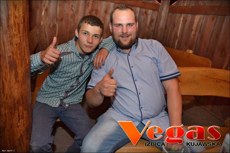 Crouzer & Young Dee w klubie Vegas