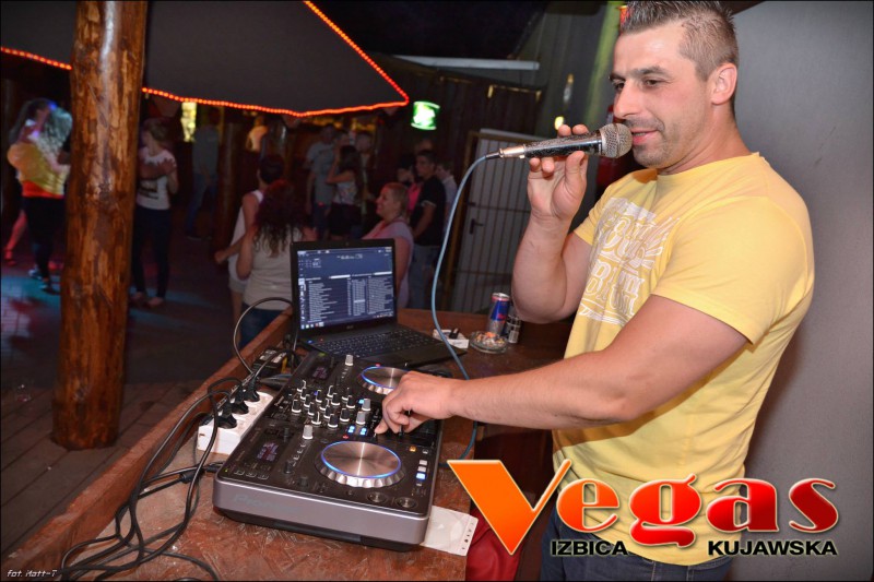 Crouzer & Young Dee w klubie Vegas
