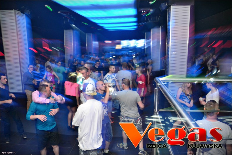 Crouzer & Young Dee w klubie Vegas