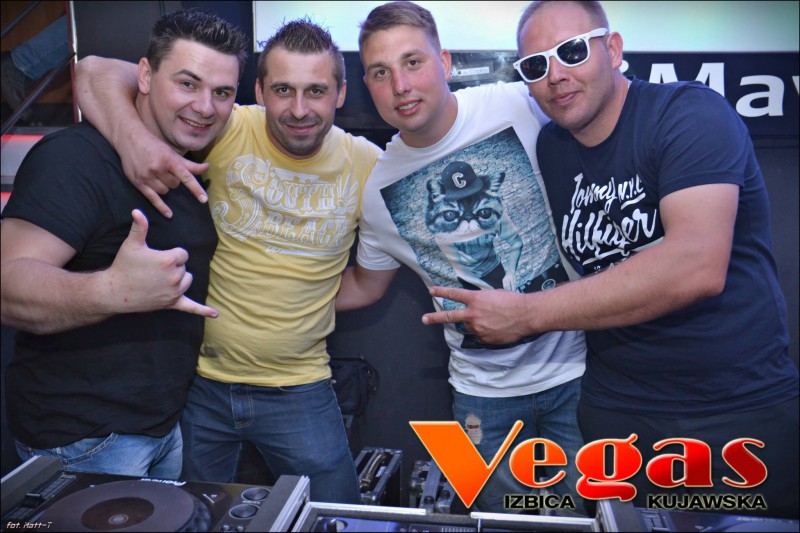 Crouzer & Young Dee w klubie Vegas