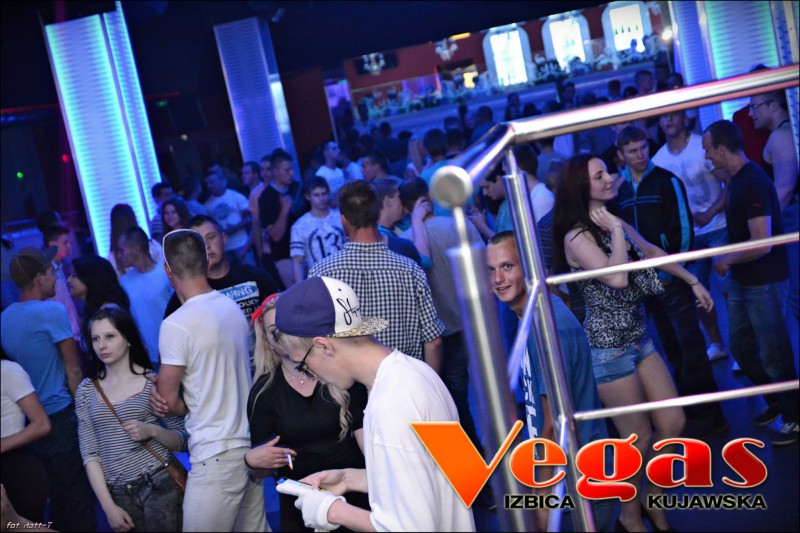 Crouzer & Young Dee w klubie Vegas