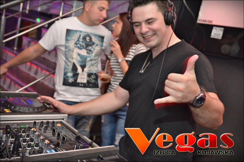 Crouzer & Young Dee w klubie Vegas
