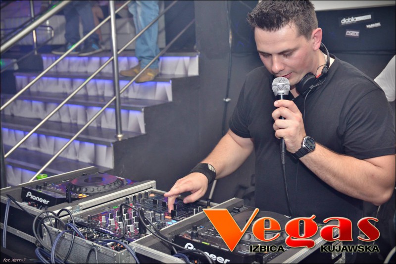 Crouzer & Young Dee w klubie Vegas