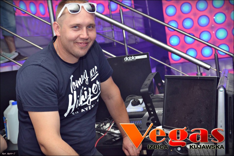 Crouzer & Young Dee w klubie Vegas