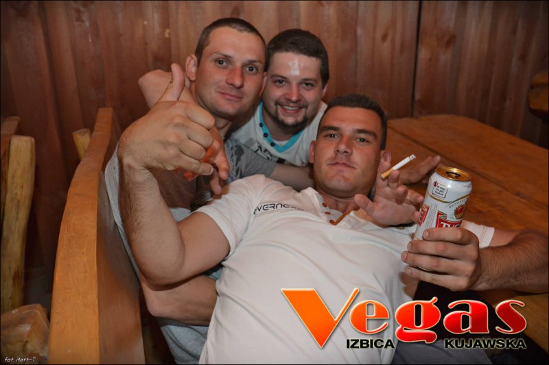 Crouzer & Young Dee w klubie Vegas