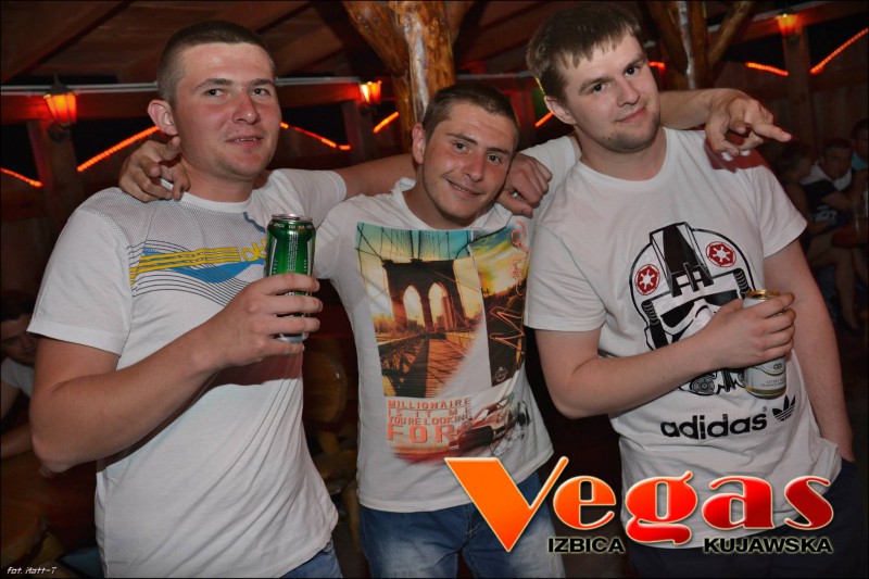Crouzer & Young Dee w klubie Vegas