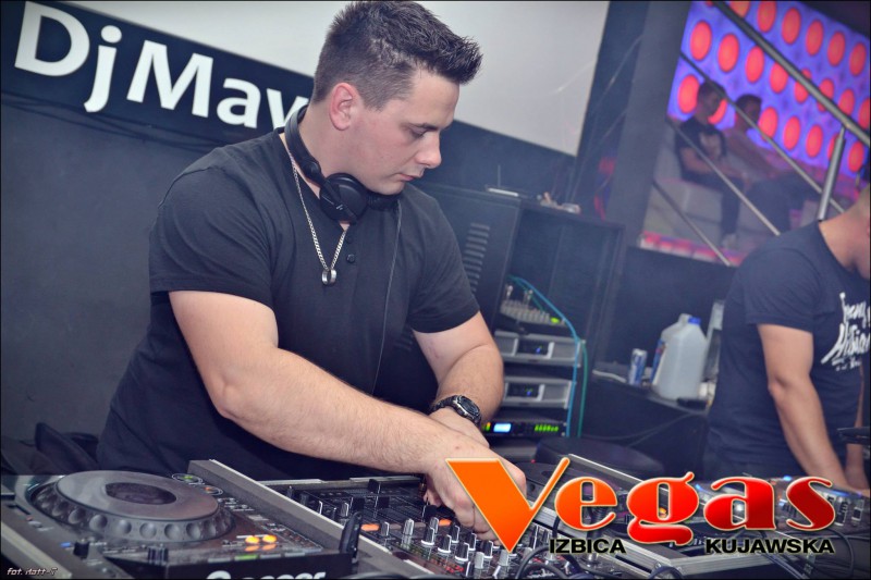 Crouzer & Young Dee w klubie Vegas