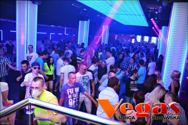Crouzer & Young Dee w klubie Vegas