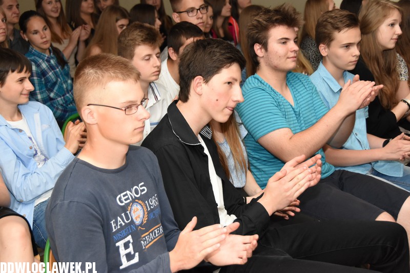 Gimnazjum numer 4 dołącza do P@t