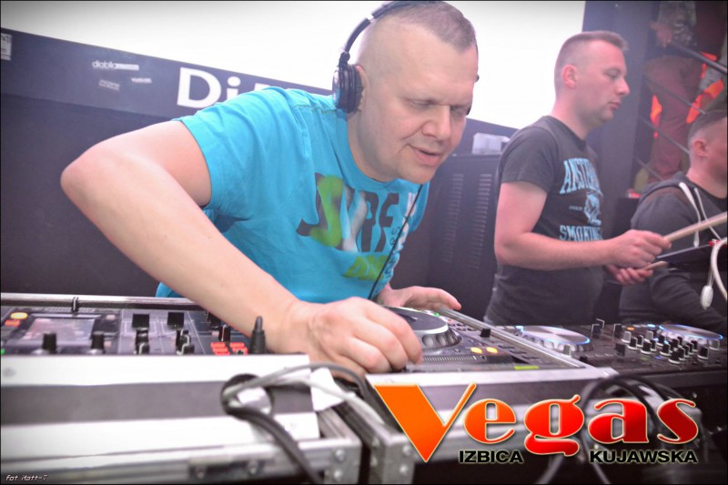 Clubbase & Maniana w klubie Vegas