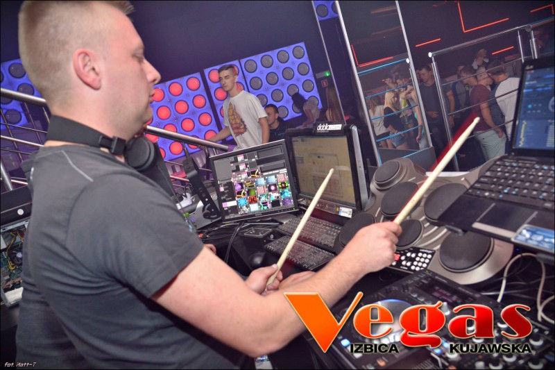 Clubbase & Maniana w klubie Vegas