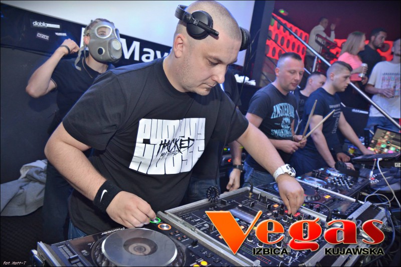 Clubbase & Maniana w klubie Vegas