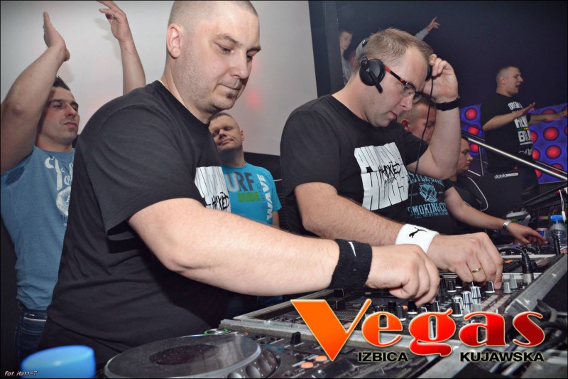 Clubbase & Maniana w klubie Vegas