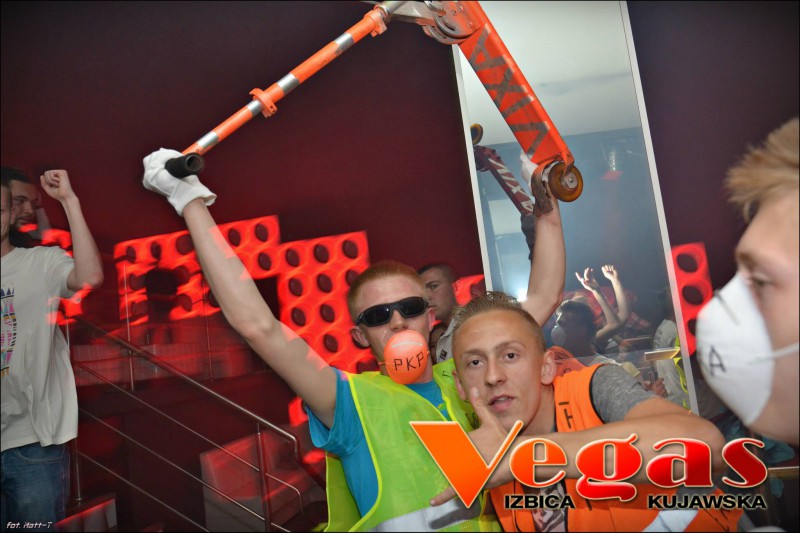 Clubbase & Maniana w klubie Vegas