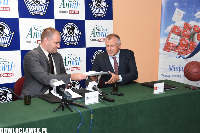 Podpisanie umowy sponsorskiej