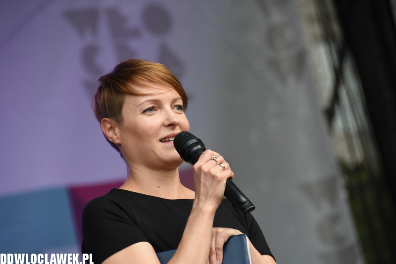 Występ kabaretu Weźżesz