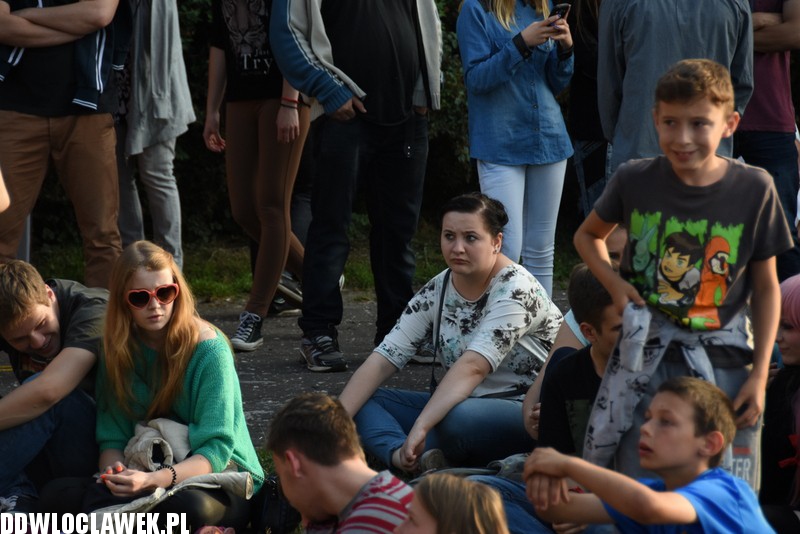 Występ kabaretu Łowcy.B