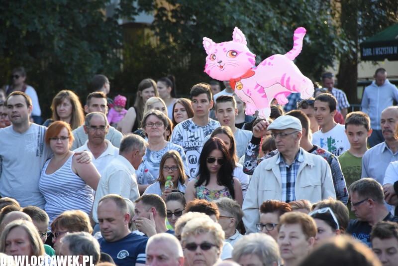 Występ kabaretu Łowcy.B