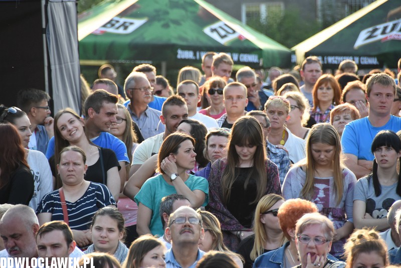 Występ kabaretu Łowcy.B