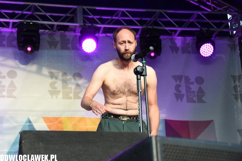 Występ kabaretu Łowcy.B