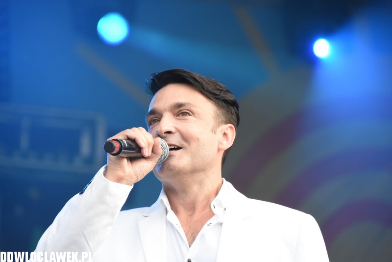 Występ iluzjonisty Macieja Pola