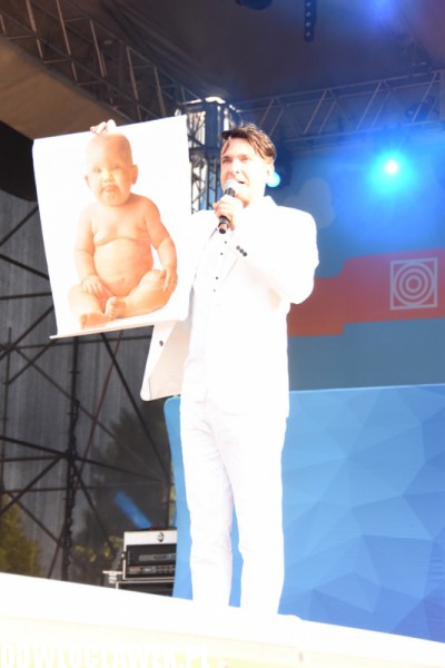 Występ iluzjonisty Macieja Pola