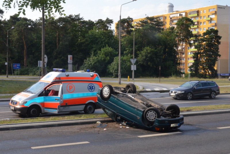 BMW dachowało przy Falbance