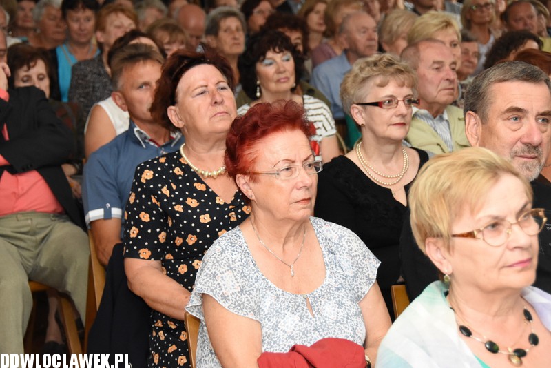 W rytmie walca przez Europę