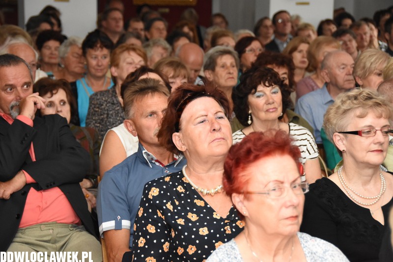 W rytmie walca przez Europę
