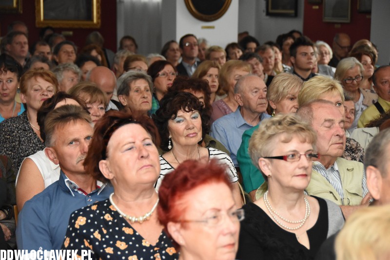 W rytmie walca przez Europę