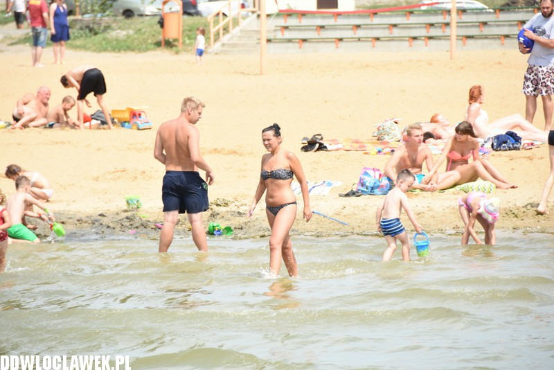 Upalna sobota na jeziorem Choceńskim