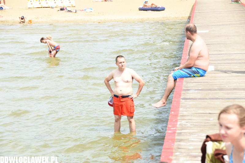 Upalna sobota na jeziorem Choceńskim