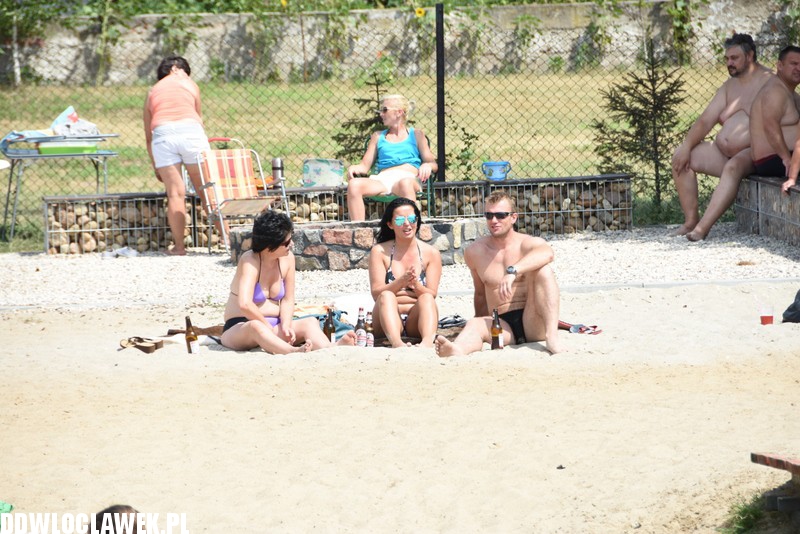 Upalna sobota na plaży w Lubieniu