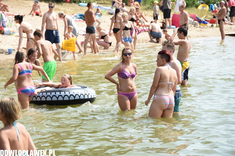 Upalna sobota nad Wikaryjką