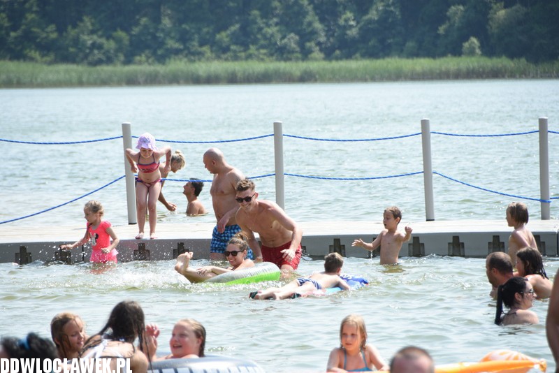 Upalna sobota nad Wikaryjką