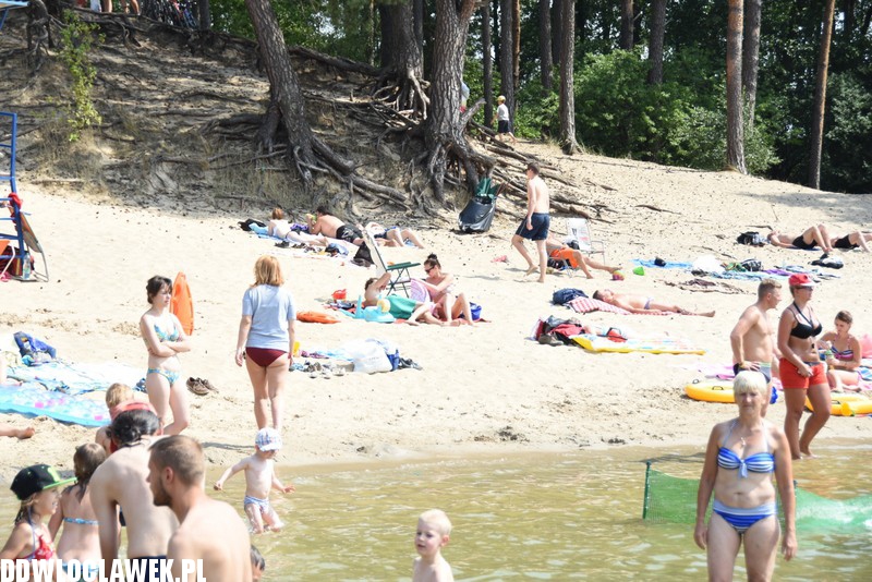 Upalna sobota nad Wikaryjką