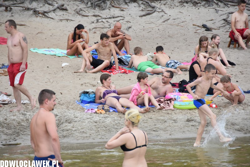 Upalna sobota na jeziorem Czarnym