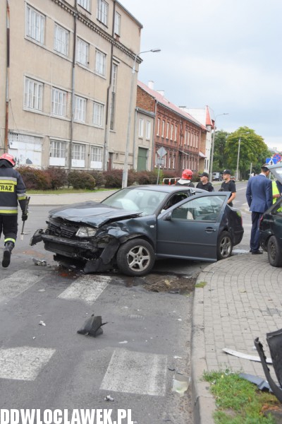 Kolizja na skrzyżowaniu Leśnej i Ptasiej