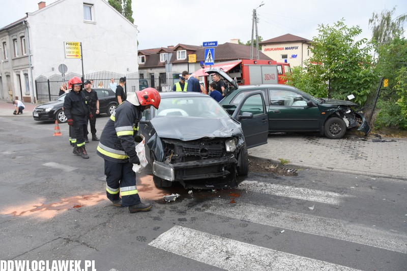 Kolizja na skrzyżowaniu Leśnej i Ptasiej