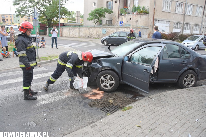 Kolizja na skrzyżowaniu Leśnej i Ptasiej
