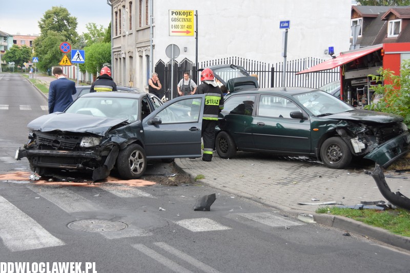 Kolizja na skrzyżowaniu Leśnej i Ptasiej